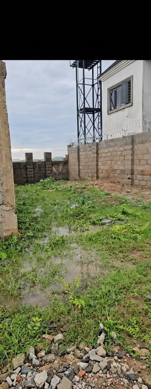 500Sqm 4Bedroom Fully Detached Duplex Decking Level Carcass with BQ Space in Lugbe